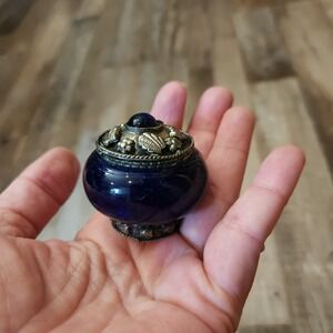 Vintage Cobalt Blue Glass Trinket Box Ornate Silver Metal Hinged Lid India Ring